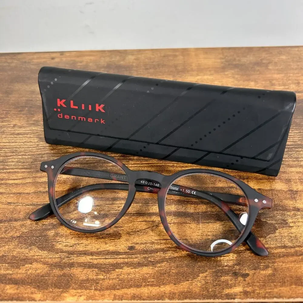 Foster Grant BLUE LIGHT Parker +1.50 Readers Reading Glasses + Kliik Case